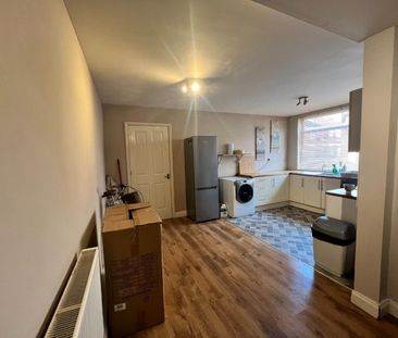 1 bedroom Flat To Let - Photo 6
