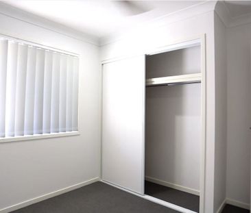 You Will Be Cooking With Gas In This Modern Home In The Meadows Est... - Photo 5