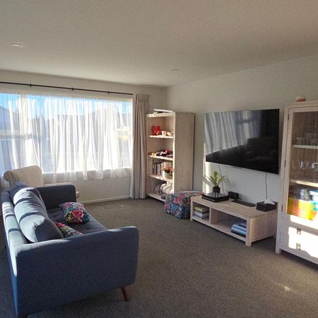 4 Bedroom family home for rent! - Photo 4