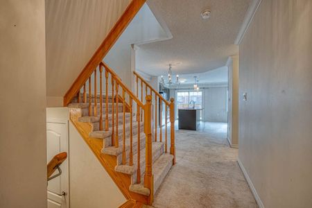 For Lease - 34 Enford Crescent, Brampton, Ontario - Photo 5