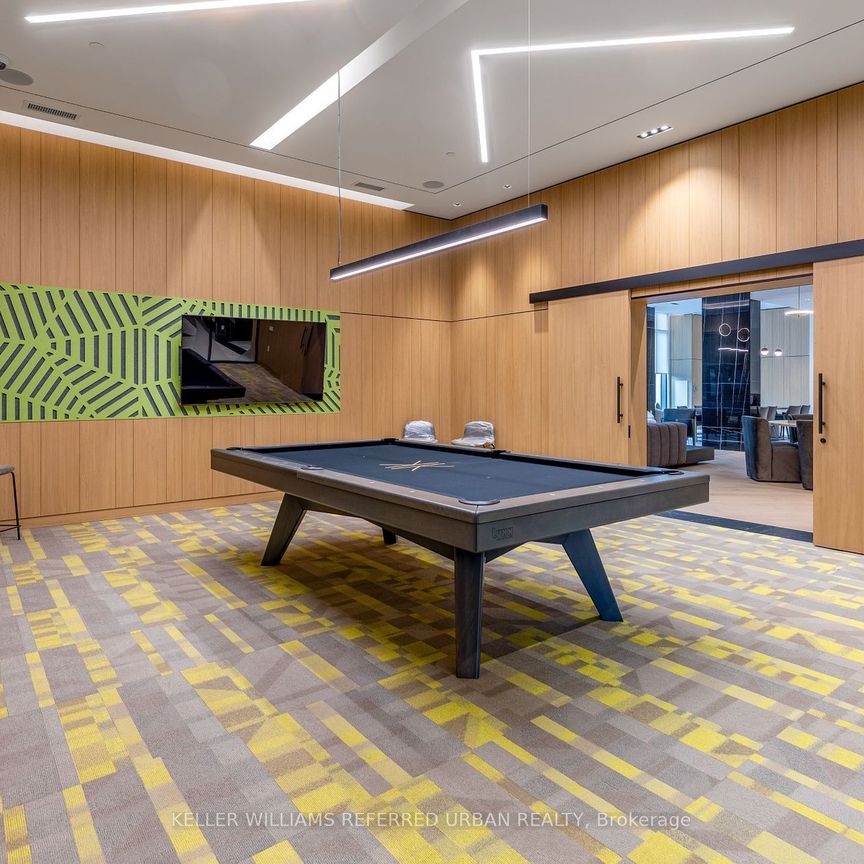 For Lease - 202 Burnhamthorpe Road Unit# 1610, Mississauga, Ontario - Photo 1