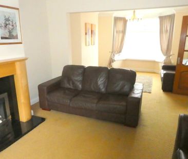 4 bedroom semi-detached house to rent - Photo 1