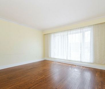 For Lease - 2036 Constance Drive, Oakville, Ontario - Photo 1
