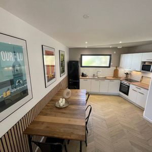 Coloc calme et soignée – Chambre avec salle d'eau - Photo 2