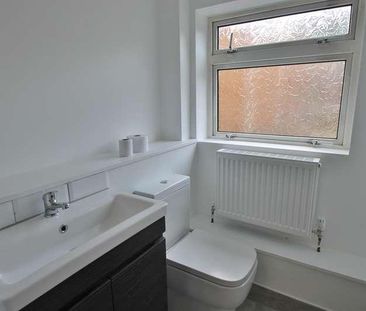 Olive Road, Plaistow, E13 - Photo 4