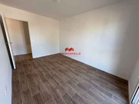 AUBERGENVILLE - Photo 4