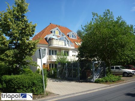 Gemütliche 3-Zi.-Whg. mit neuem Bad, neuem Laminatboden und Balkon in Dresden Weißig. - Photo 4