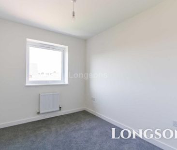 3 bedroom detached house to rent - Photo 5