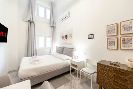 Via San Giovanni alla Paglia, Milan, Lombardy 20124 - Photo 3