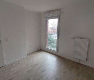 location Appartement T2 DE 41.72m² À NOISY LE SEC - Photo 5