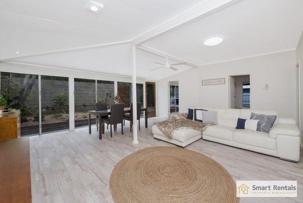 60 William Street, West End QLD 4810 - House For Rent | Domain - Photo 1