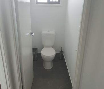 Caboolture - Photo 2