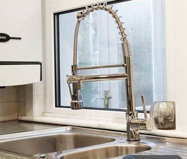 1 bedroom in a house share to rent - Photo 6