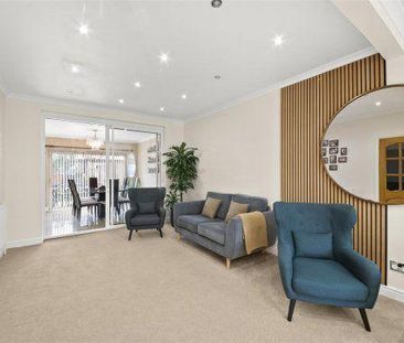 4 bedroom semi-detached house to rent - Photo 1