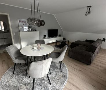 Helle 3-Zimmer-Wohnung mit Balkon und Blick ins Grüne – Hafenstraße... - Photo 1