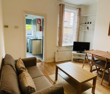 3 bedroom terraced house to rent - Photo 3