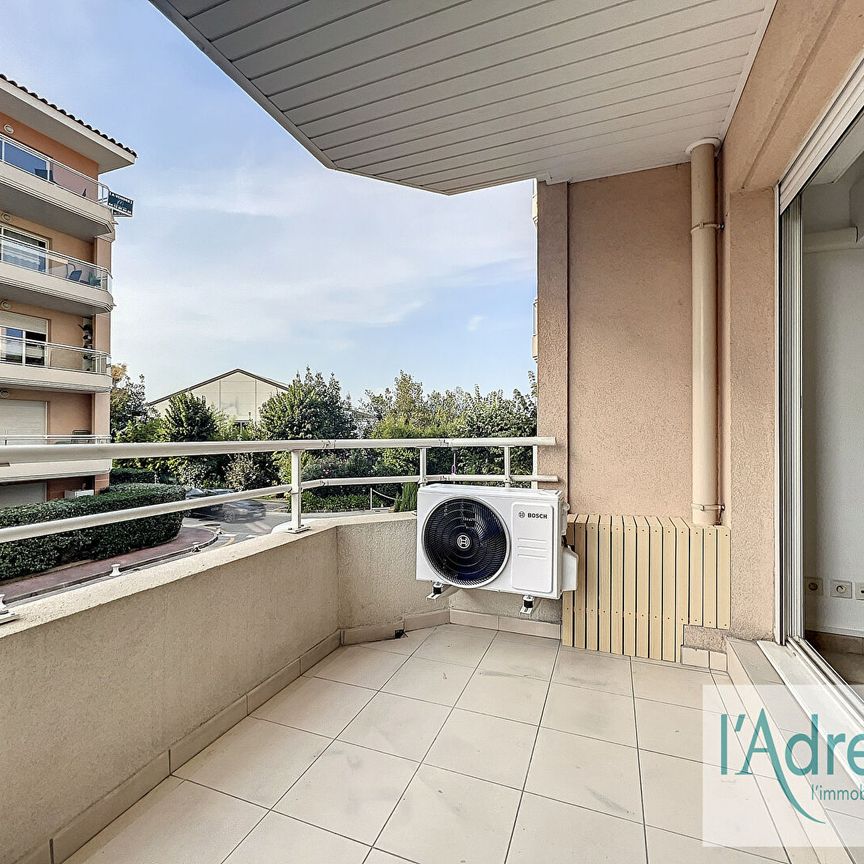 Location appartement 2 pièces, 35.82m², Antibes - Photo 1