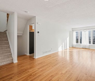 For Lease - 1008 Klondike Road, Kanata, Ontario - Photo 3