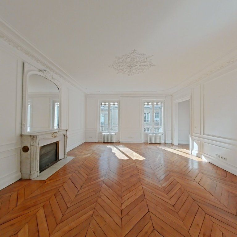 Location Appartement 5 pièces 156m² PARIS 8ème - Photo 1