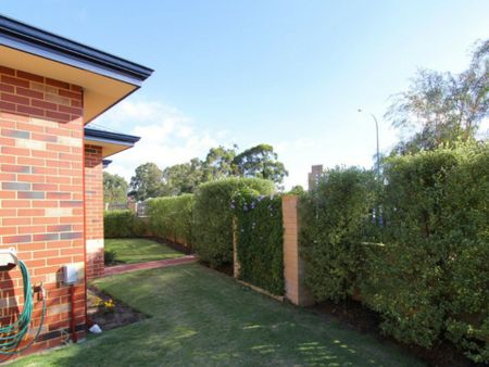 Charming East Victoria Park Rental Gem - Photo 4