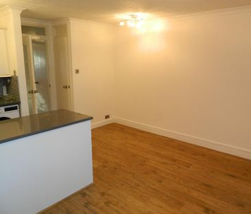 1 bedroom ground floor maisonette to rent - Photo 5