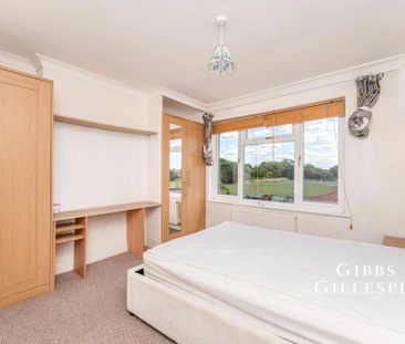 4 bedroom terraced house to rent - Photo 4