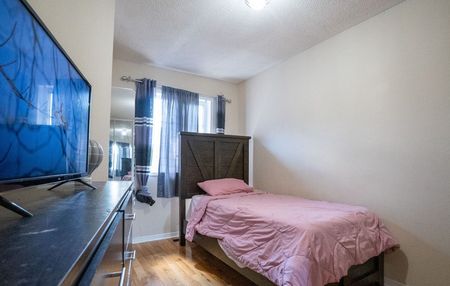 For Lease - 11 Blairwood Court, Brampton, Ontario - Photo 3