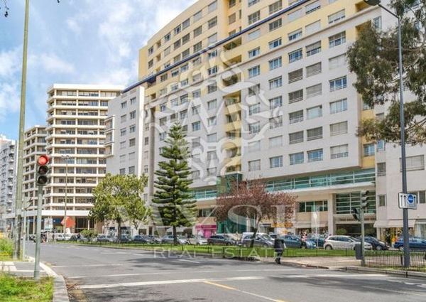 Apartamento T3 em Lisboa