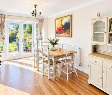 4 bedroom semi-detached house to rent - Photo 3