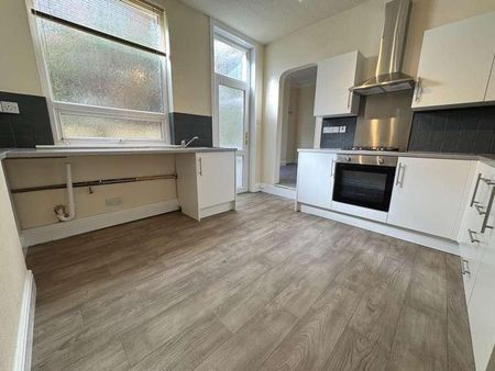 Bryan Road, Blackpool, FY3 - Photo 3