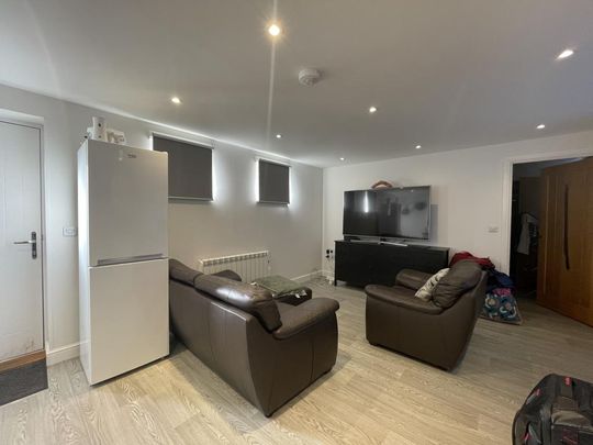 1 bedroom ground floor flat to rent - Photo 1