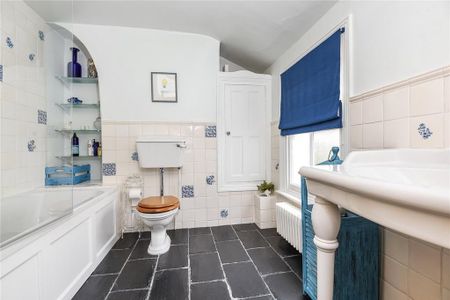 3 bedroom semi-detached house to rent - Photo 5