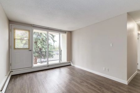 - 3 Bedroom at Wyldewood Estates - Photo 4
