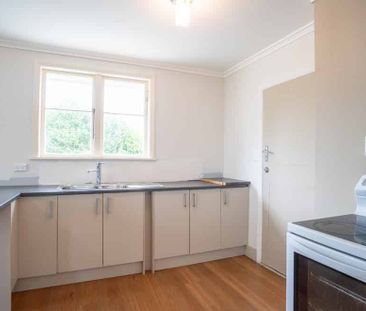 Move into Maxwells! - Photo 5