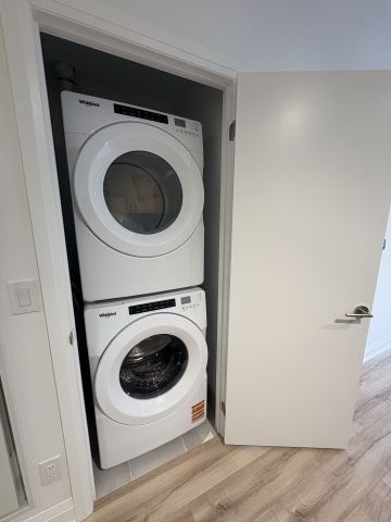 For Lease - 3250 Carding Mill Trail Unit# 322, Oakville, Ontario - Photo 3