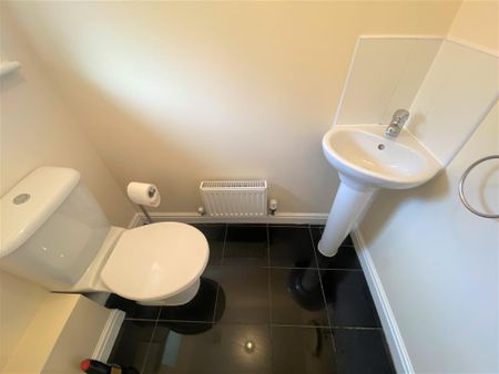 Nightingale Close - Photo 5