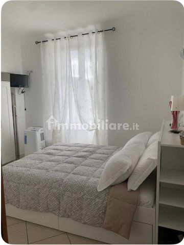Bilocale piazza Domenico Chiodo 4, Centro Storico, La Spezia - Photo 2