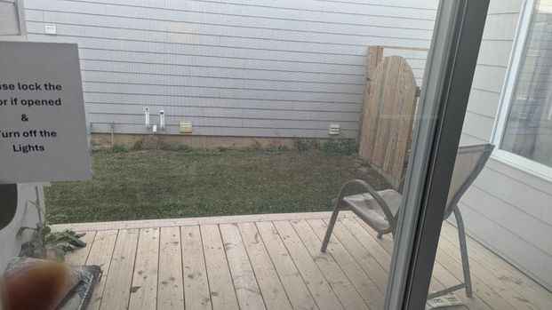 For Lease - 1395 Lawson Road, London North, Ontario - Photo 1