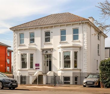 2 bedroom flat to rent - Photo 6