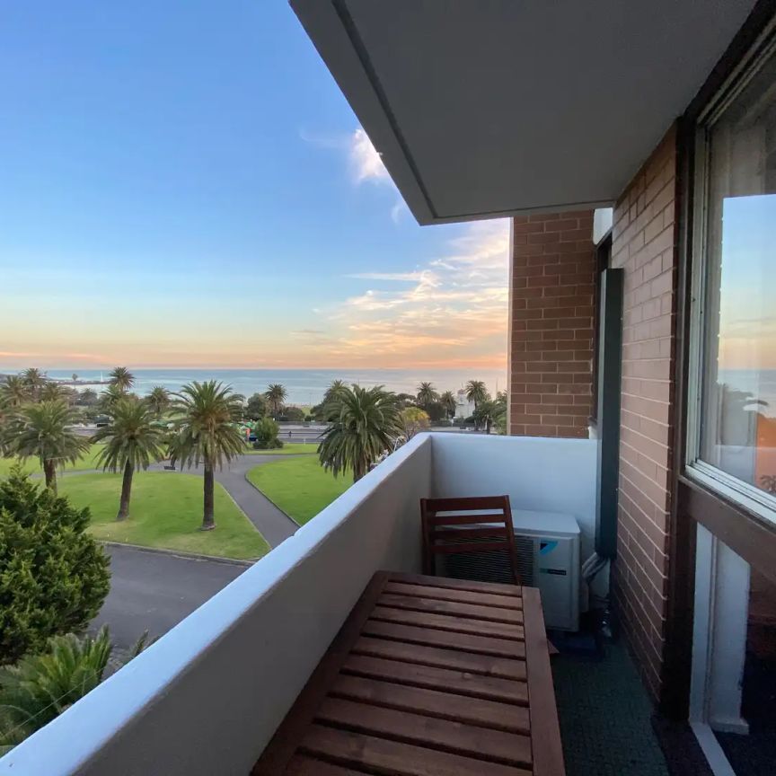 “Beachfront Bliss in the Heart of St Kilda – Just in Time for Summer! | FLARE REAL ESTATE” - Photo 1