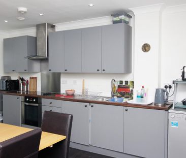 2 bedroom apartment to rent - Photo 6