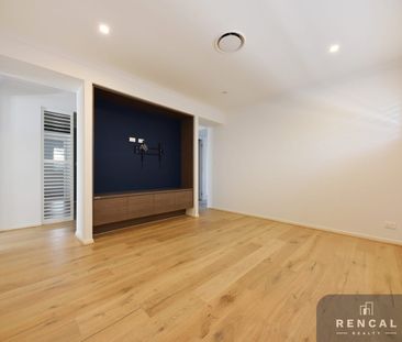 Unique Designed Ex-display Home - Photo 4