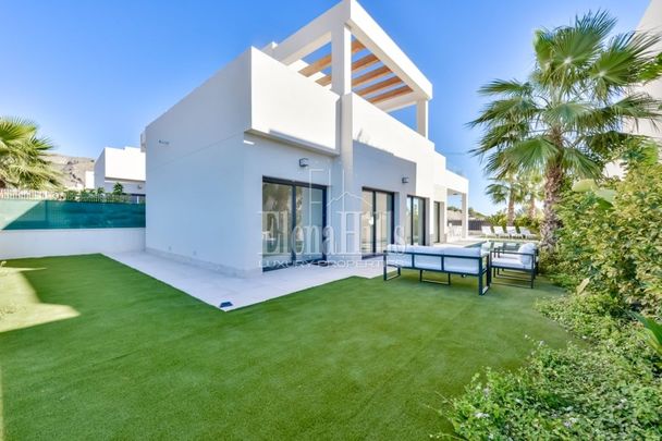 Villa exclusiva Golf Bahia - Photo 1