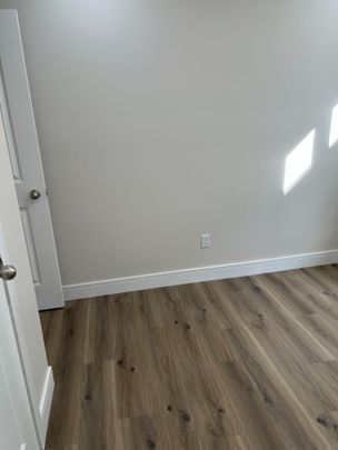 For Lease - 32 Cadorna Avenue Unit# 3, Toronto, Ontario - Photo 1