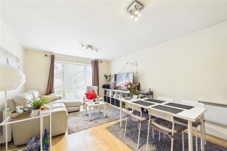 2 bedroom apartment to rent - Photo 2