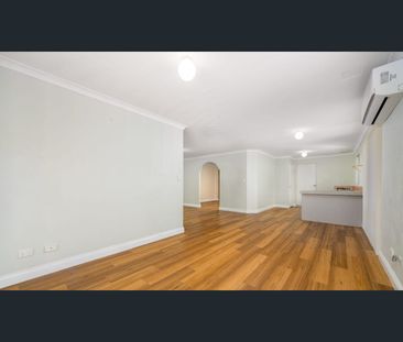 38 Sennet Lane, Warnbro, WA 6169 - Photo 4
