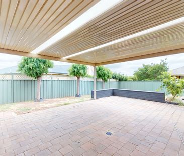 3 Bedroom Home in a Quiet Location - Photo 4