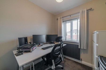 4 bedroom detached house to rent - Photo 5