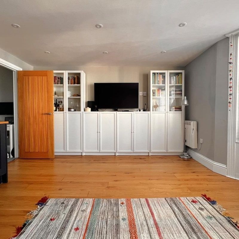 Temple Street - Photo 1