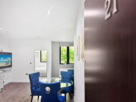 Kirkstall Place - Photo 3